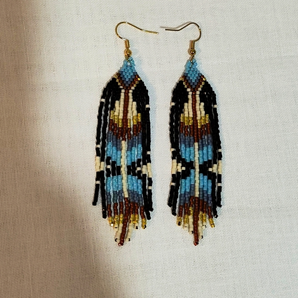 Beaded feather earrings with fringe